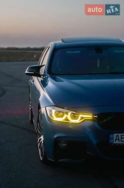 Седан BMW 3 Series 2014 в  фото 25 Седан BMW 3 Series 2014 в