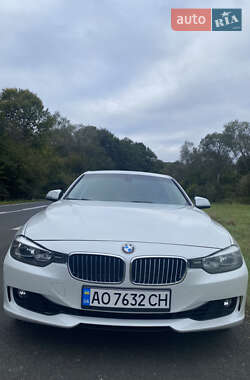 Седан BMW 3 Series 2014 в Ужгороде