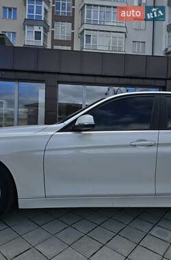 Седан BMW 3 Series 2015 в Ивано-Франковске