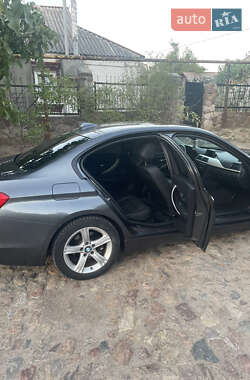 Седан BMW 3 Series 2013 в 