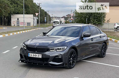 Седан BMW 3 Series 2019 в Киеве