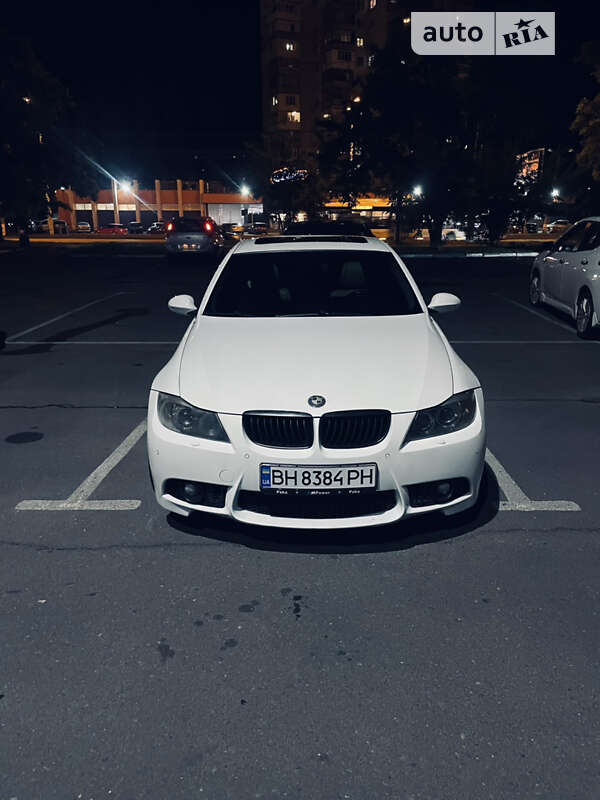 Седан BMW 3 Series 2005 в Одессе