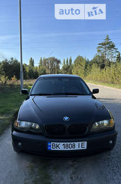 Универсал BMW 3 Series 2005 в Вараше