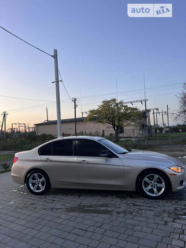Седан BMW 3 Series 2013 в Виноградове