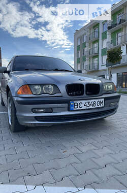 Седан BMW 3 Series 2004 в Львові