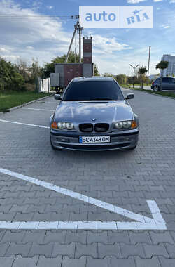 Седан BMW 3 Series 2004 в Львові