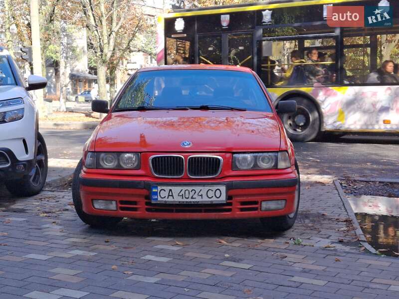 Седан BMW 3 Series 1996 в Черкассах
