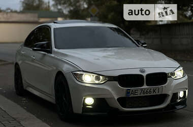 Седан BMW 3 Series 2013 в Покрові