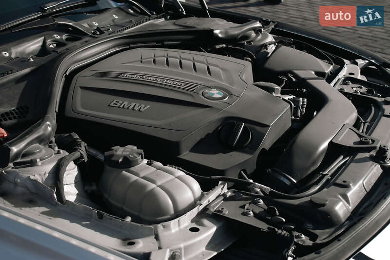 Седан BMW 3 Series 2014 в Днепре