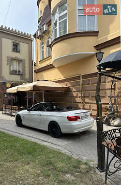 Кабриолет BMW 3 Series 2010 в Луцке