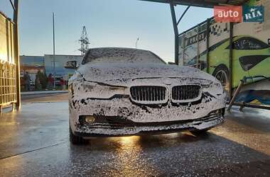 Седан BMW 3 Series 2015 в Івано-Франківську