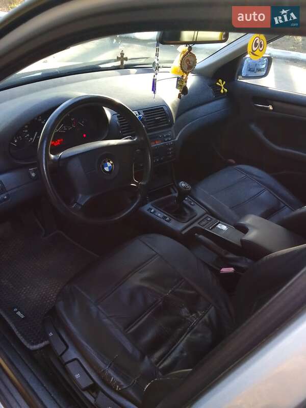 Седан BMW 3 Series 2002 в Заречном фото 7 Седан BMW 3 Series 2002 в Заречном