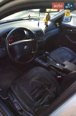 Седан BMW 3 Series 2002 в 