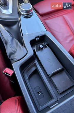 Седан BMW 3 Series 2018 в 