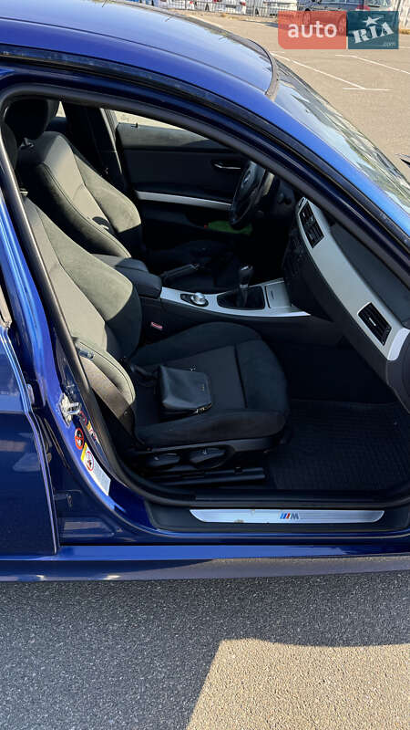 Седан BMW 3 Series 2006 в Києві