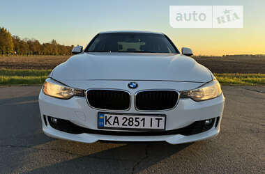 Седан BMW 3 Series 2015 в Киеве