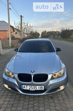 Седан BMW 3 Series 2009 в Богородчанах