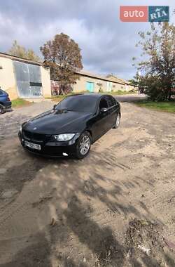 Седан BMW 3 Series 2006 в Ширяево