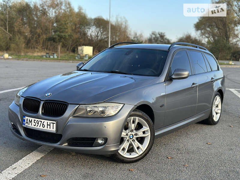 Універсал BMW 3 Series 2010 в Звягелі