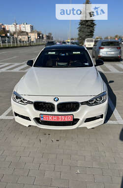 Седан BMW 3 Series 2015 в Виннице