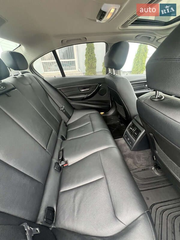 Седан BMW 3 Series 2012 в Житомире