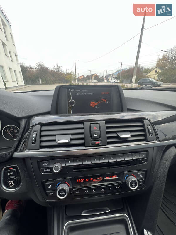 Седан BMW 3 Series 2012 в Житомире