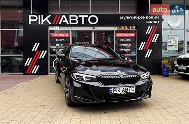 Седан BMW 3 Series 2022 в 