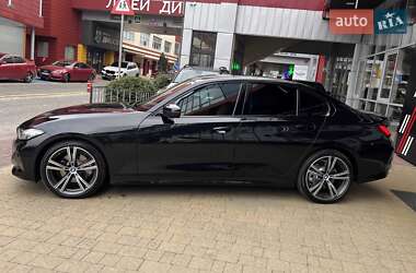 Седан BMW 3 Series 2022 в 