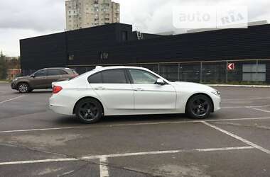 Седан BMW 3 Series 2013 в Львове