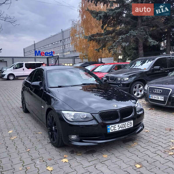 Купе BMW 3 Series 2011 в Чернівцях