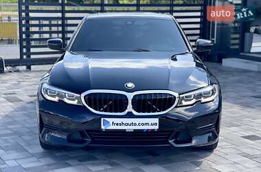 Седан BMW 3 Series 2019 в Рівному