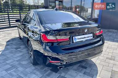 Седан BMW 3 Series 2019 в Рівному