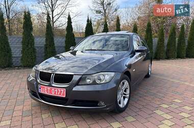 Седан BMW 3 Series 2007 в Жовкві