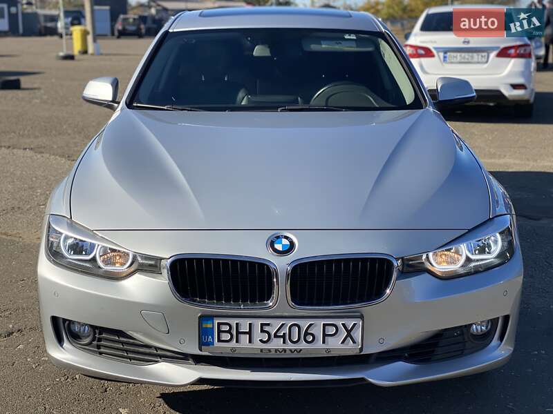 Седан BMW 3 Series 2015 в Одесі