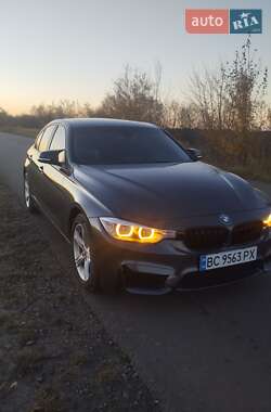 Седан BMW 3 Series 2013 в Великих Мостах