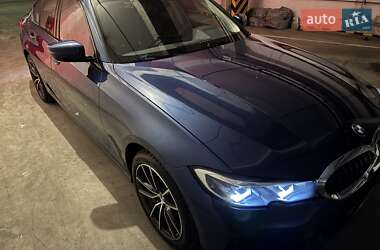 Седан BMW 3 Series 2022 в Киеве