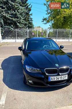 Седан BMW 3 Series 2010 в Харкові