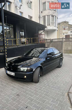 Седан BMW 3 Series 2004 в Чернівцях