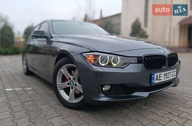 Седан BMW 3 Series 2013 в Павлограді