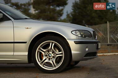Седан BMW 3 Series 2002 в 