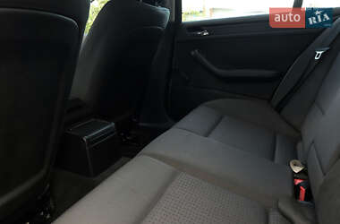 Седан BMW 3 Series 2002 в 