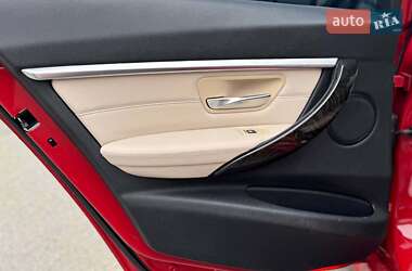 Седан BMW 3 Series 2015 в 