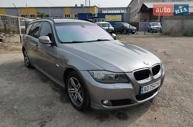 Універсал BMW 3 Series 2011 в Чернігові