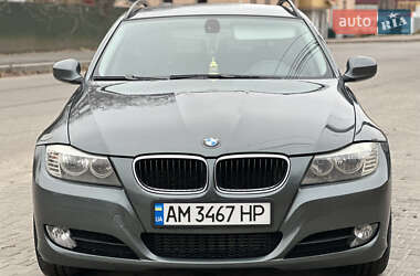 Универсал BMW 3 Series 2009 в Звягеле