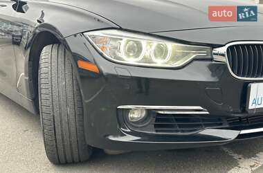 Седан BMW 3 Series 2015 в Киеве