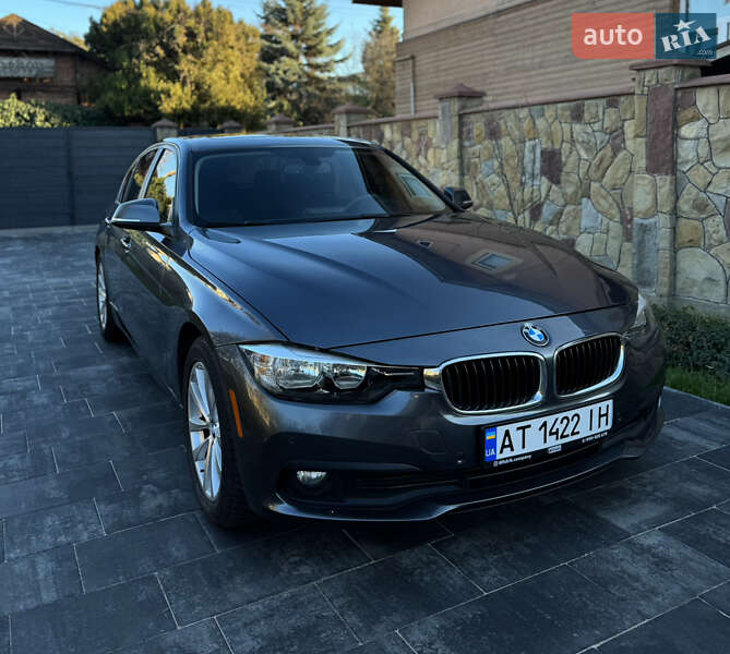 Седан BMW 3 Series 2016 в Івано-Франківську
