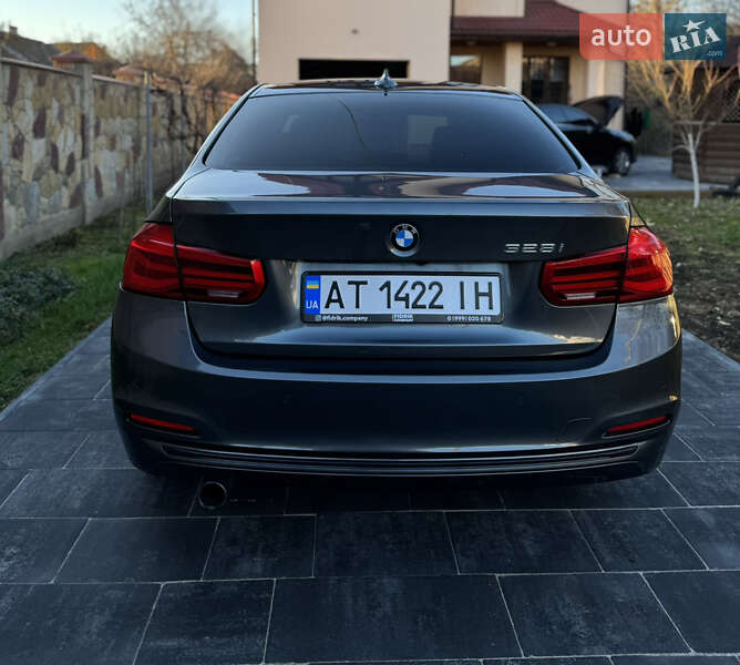 Седан BMW 3 Series 2016 в Івано-Франківську
