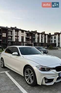 Седан BMW 3 Series 2018 в Миколаєві