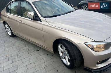 Седан BMW 3 Series 2013 в Львове