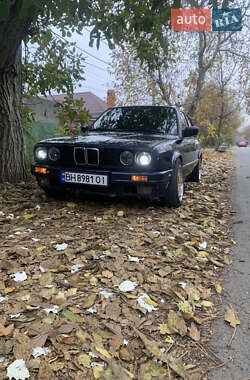 Седан BMW 3 Series 1985 в Одессе